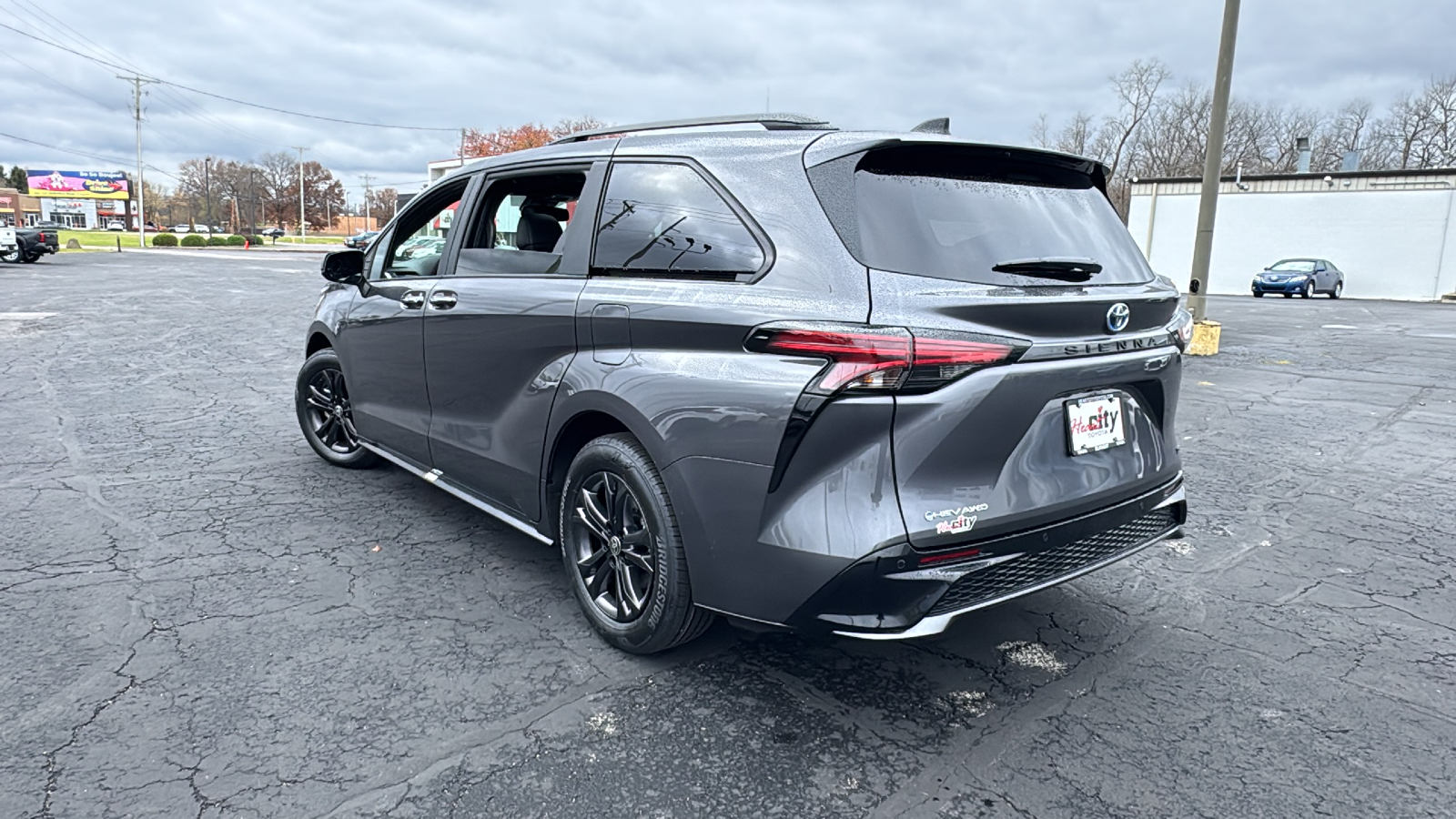 2025 Toyota Sienna XSE 5