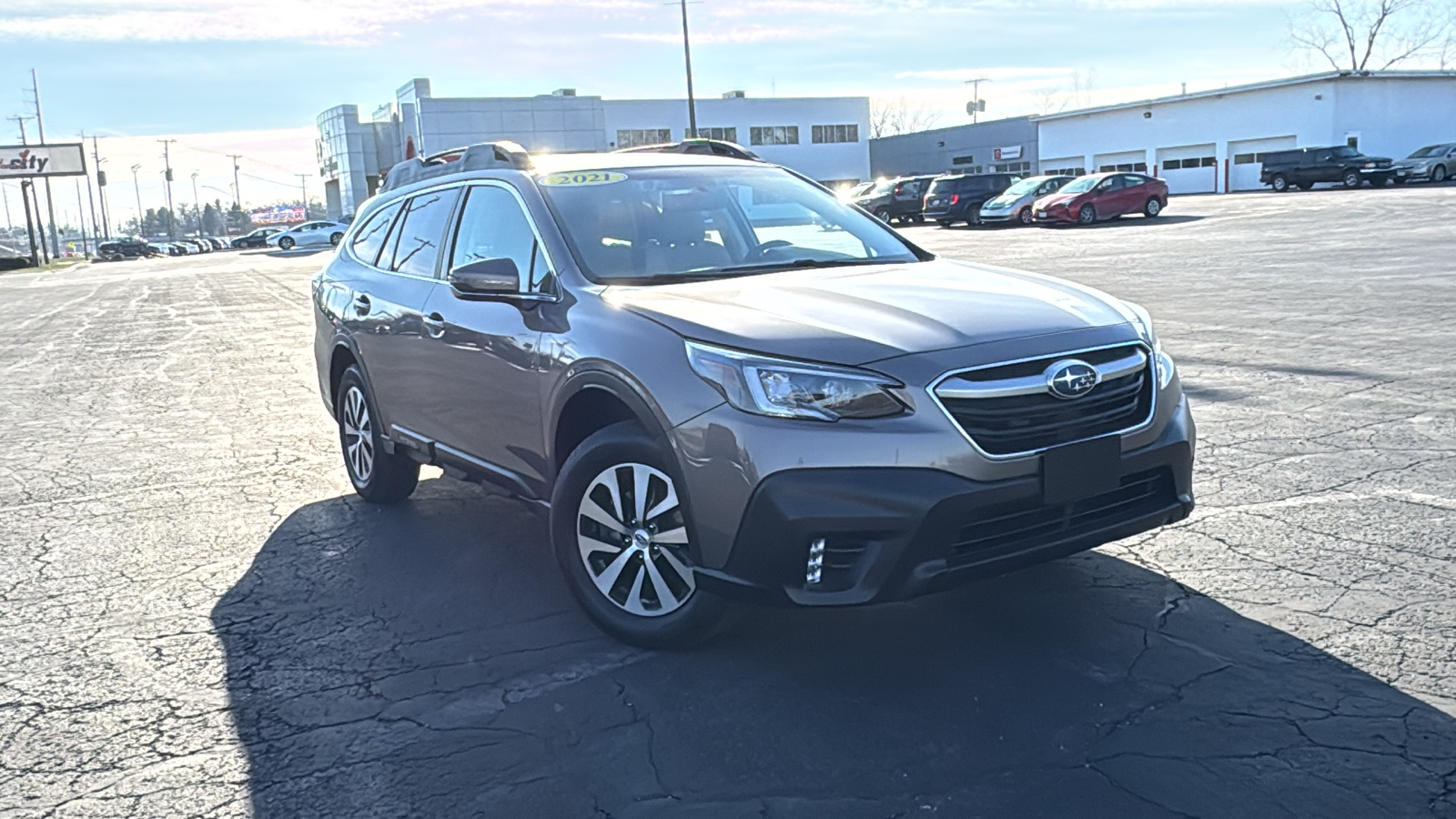 2021 Subaru Outback Premium 1