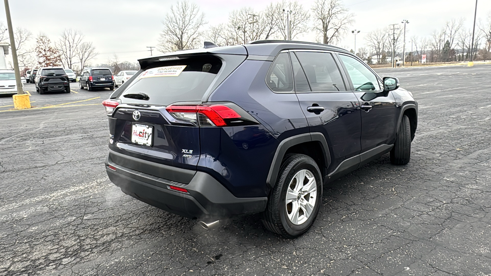 2021 Toyota RAV4 XLE 9