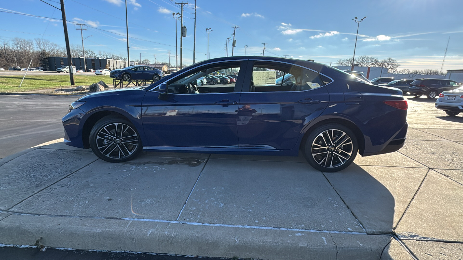 2025 Toyota Camry XLE 4