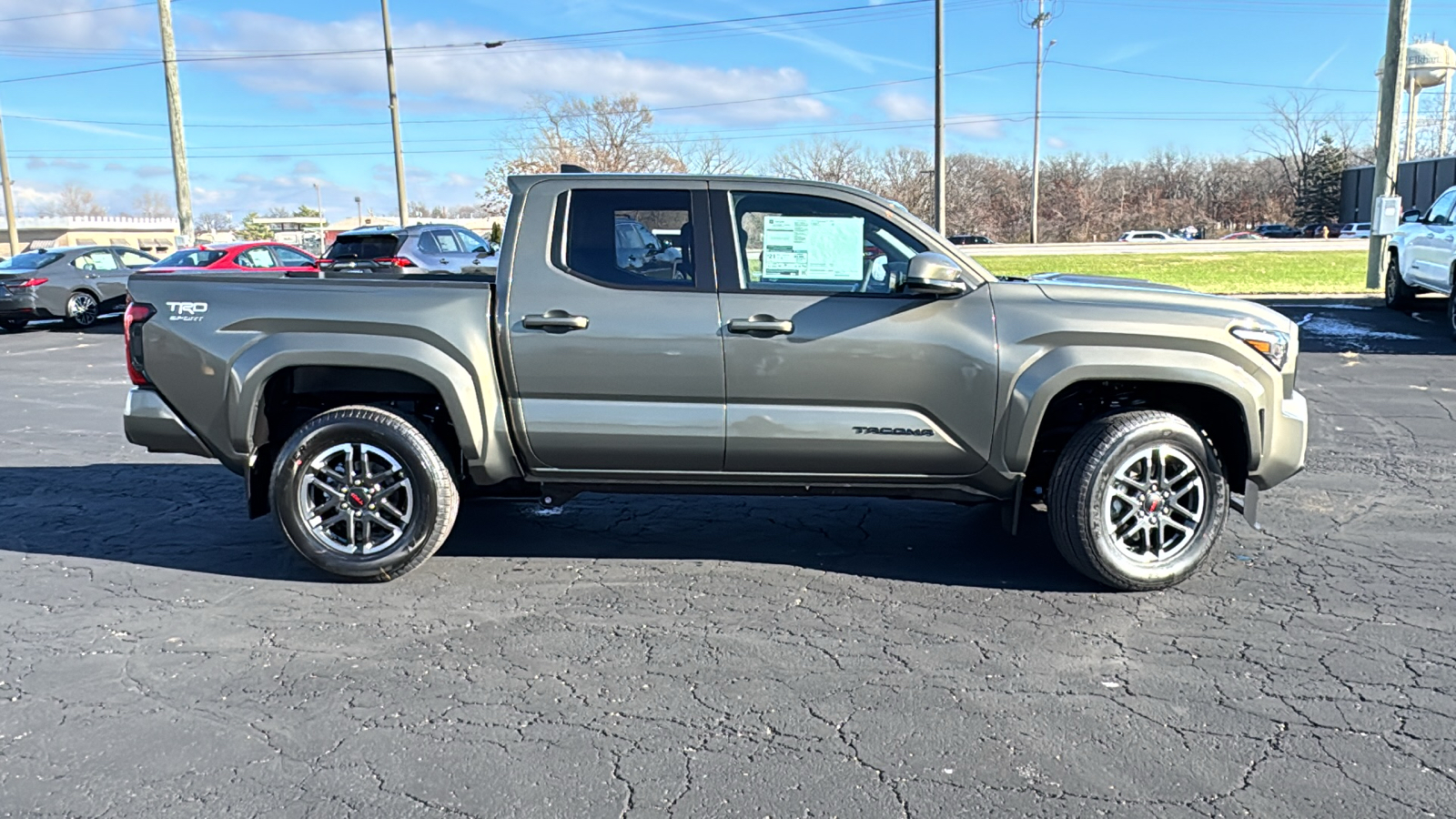 2024 Toyota Tacoma 4WD TRD Sport 8