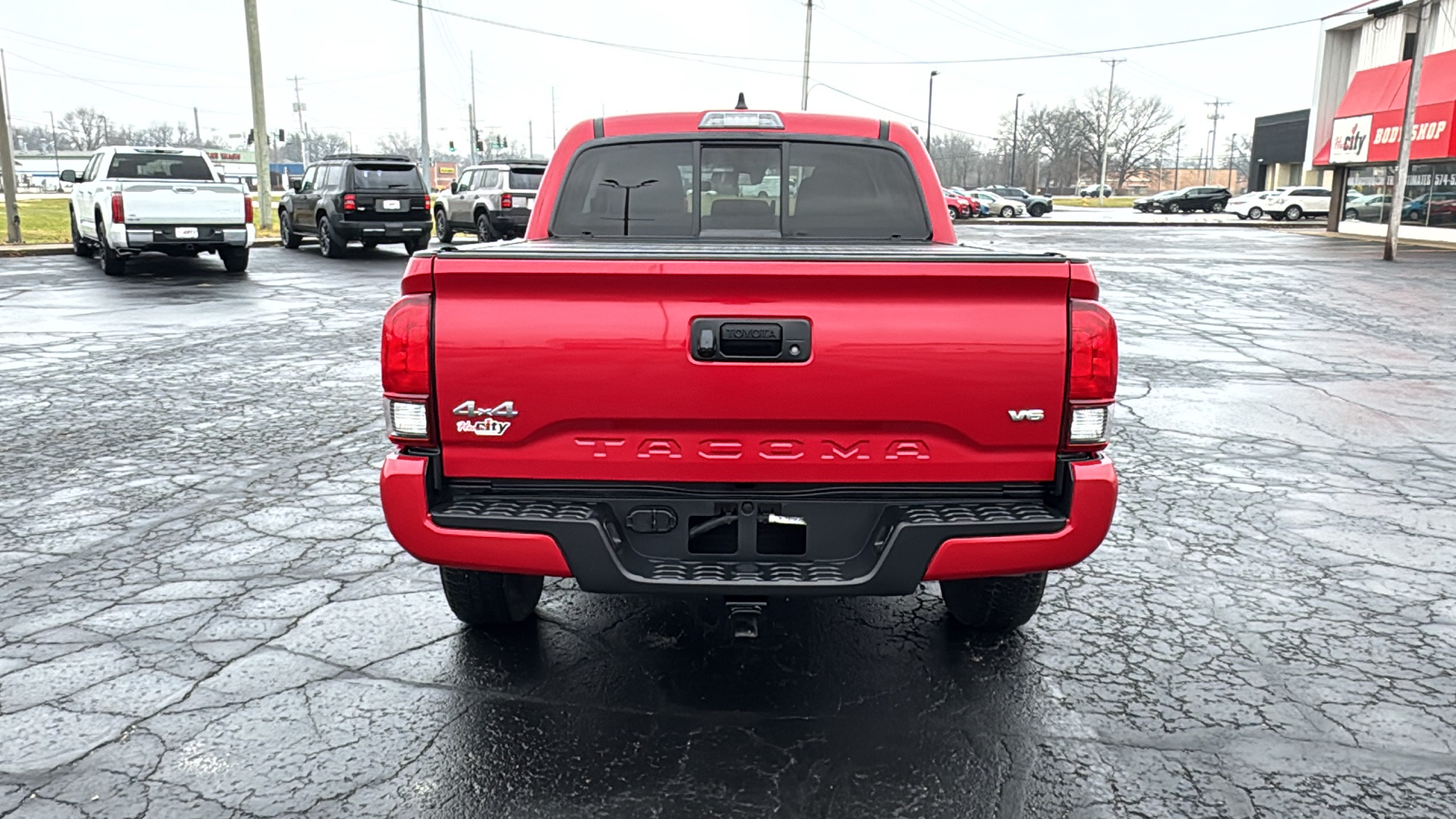 2022 Toyota Tacoma 4WD SR 6