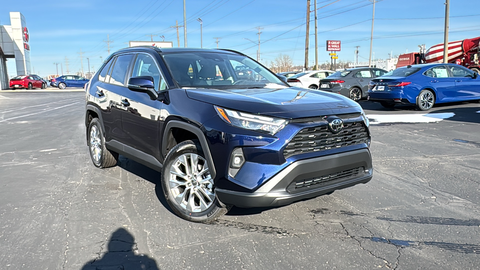 2025 Toyota RAV4 XLE Premium 1