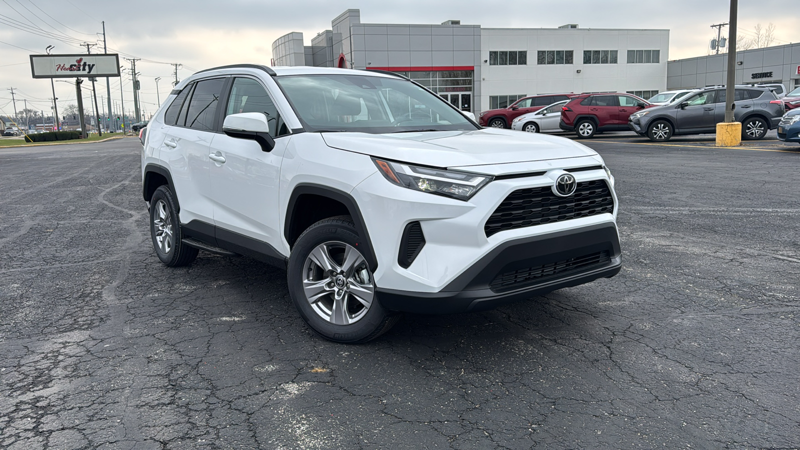 2025 Toyota RAV4 XLE 1