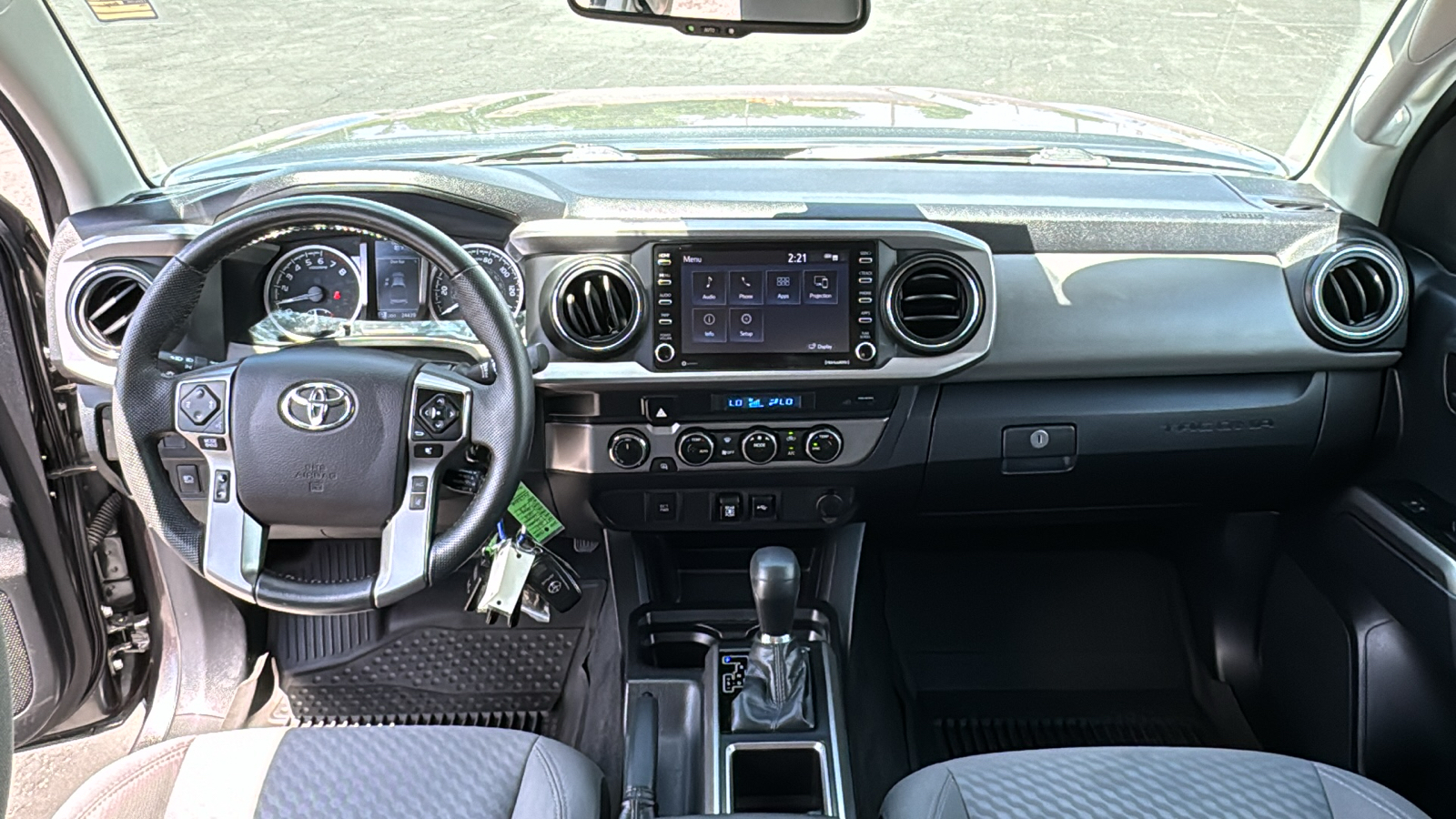 2021 Toyota Tacoma 4WD SR5 28