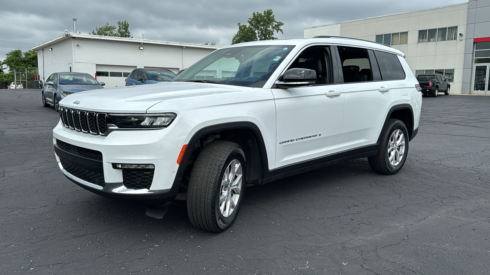 2022 Jeep Grand Cherokee L Limited 3