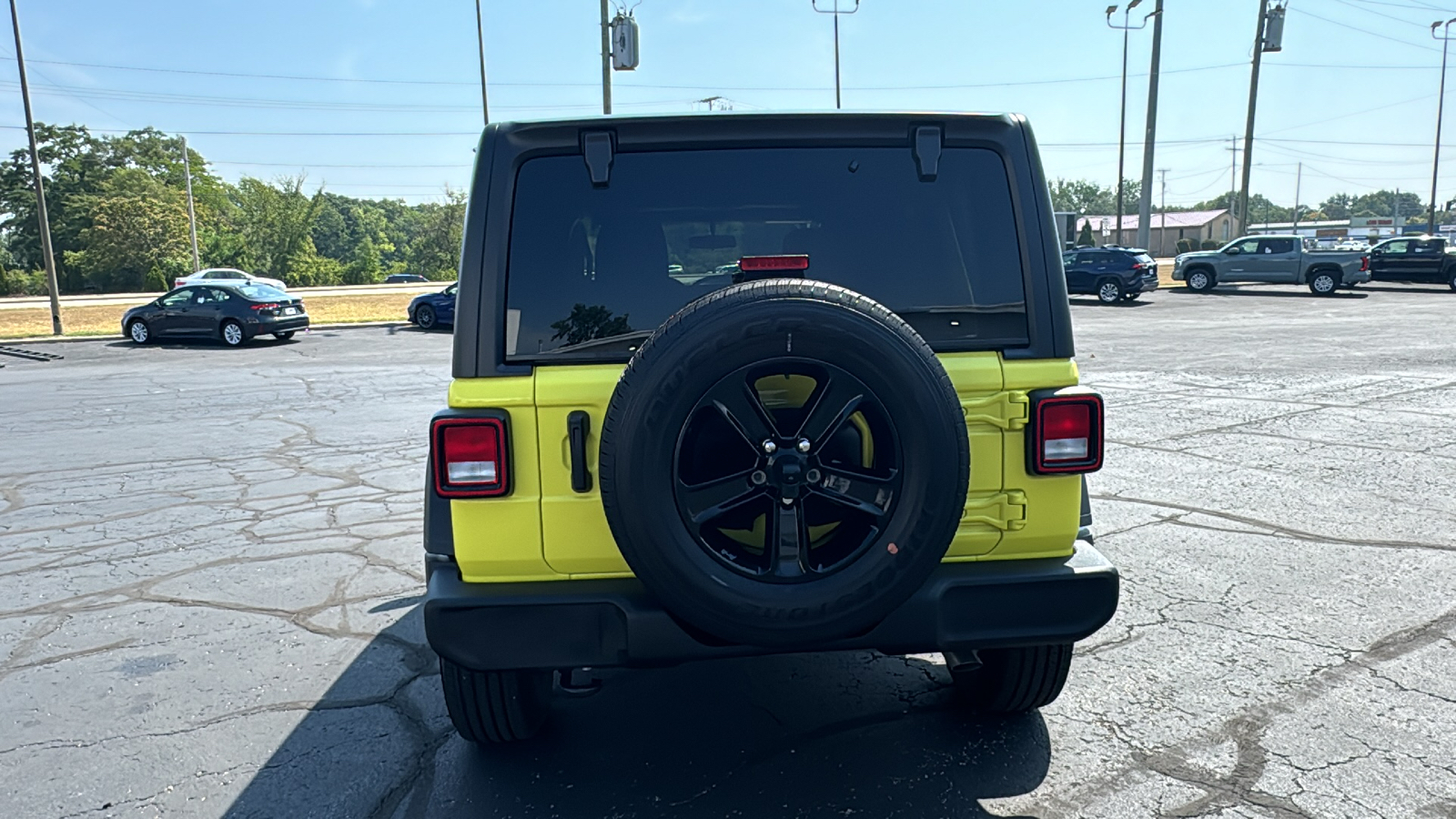 2023 Jeep Wrangler Altitude 6