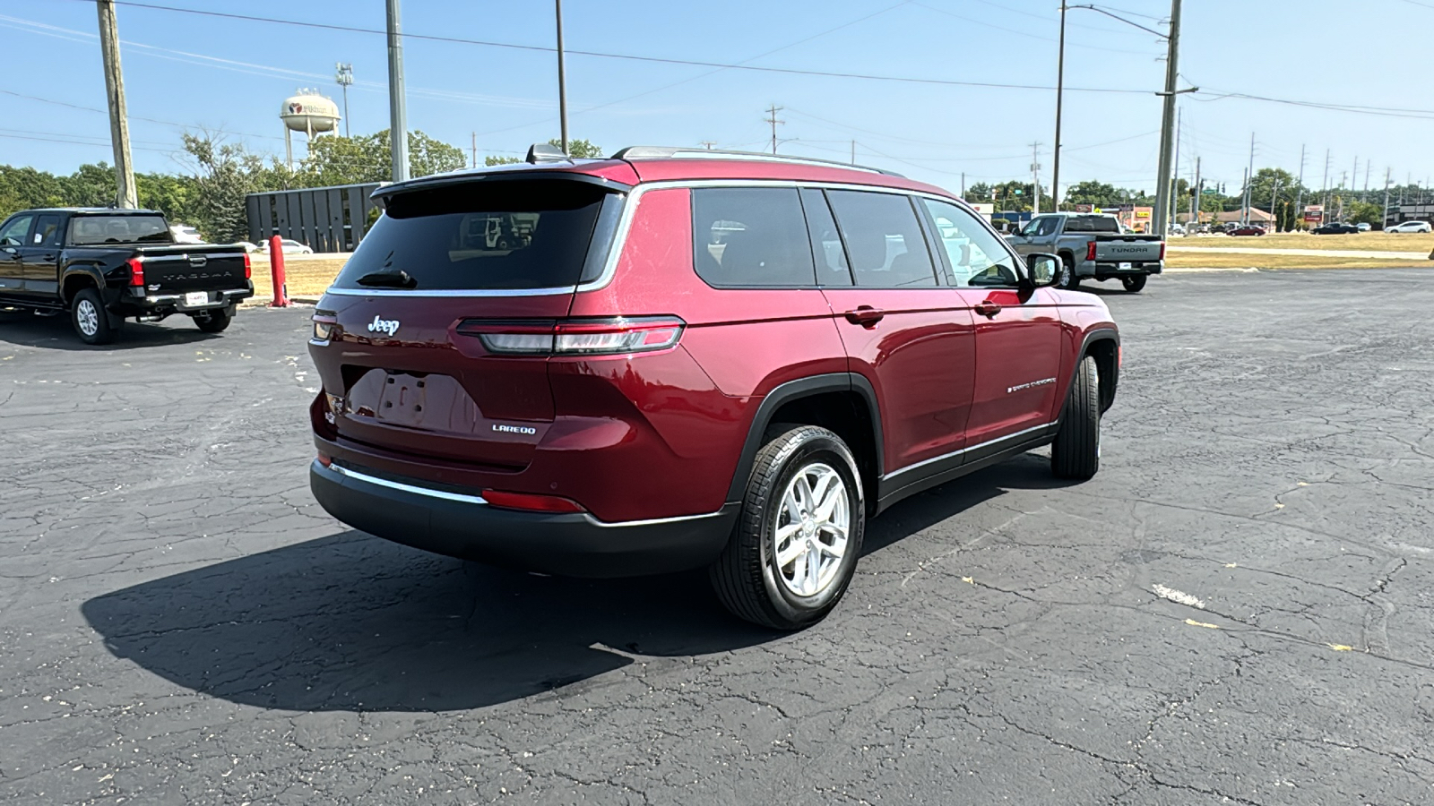 2023 Jeep Grand Cherokee L Laredo 9