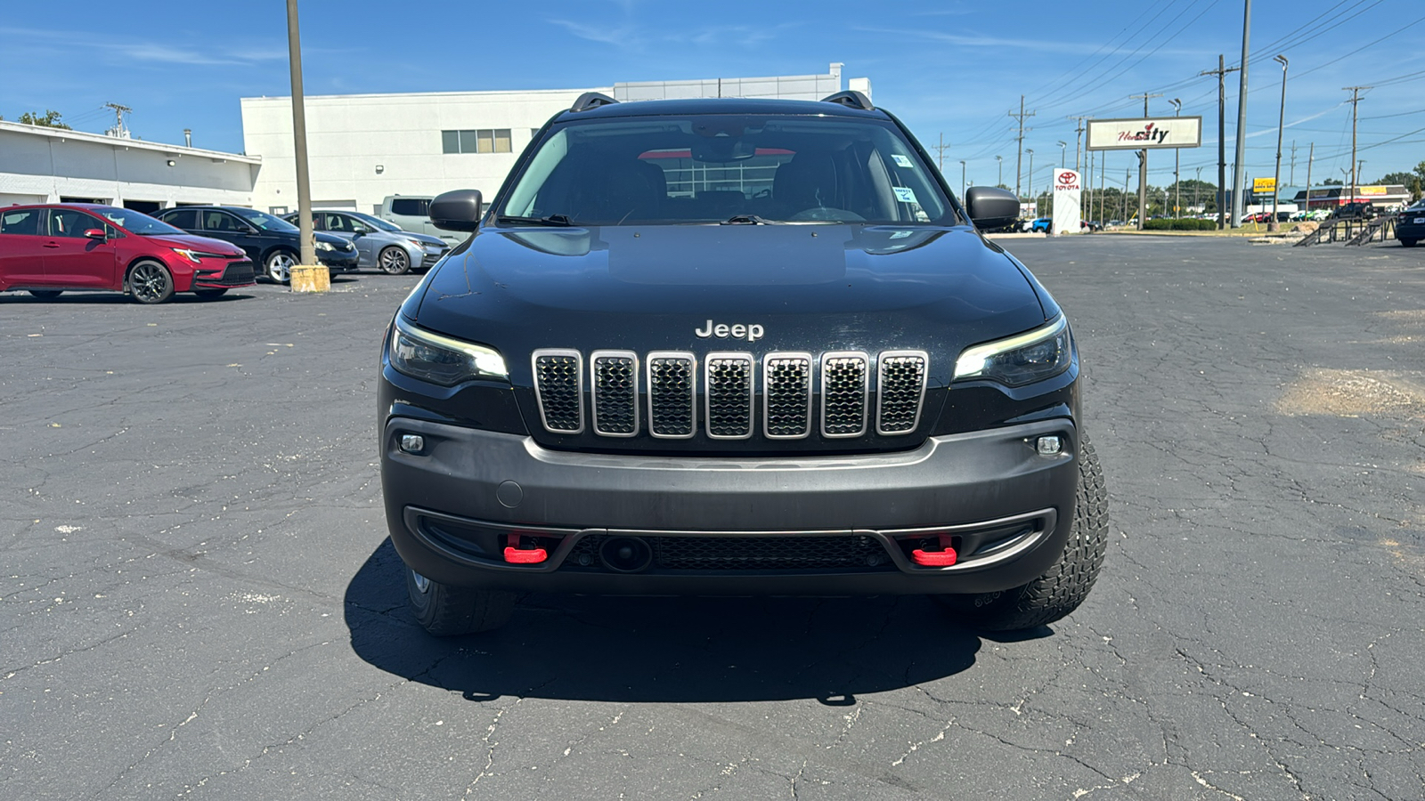 2021 Jeep Cherokee Trailhawk 2