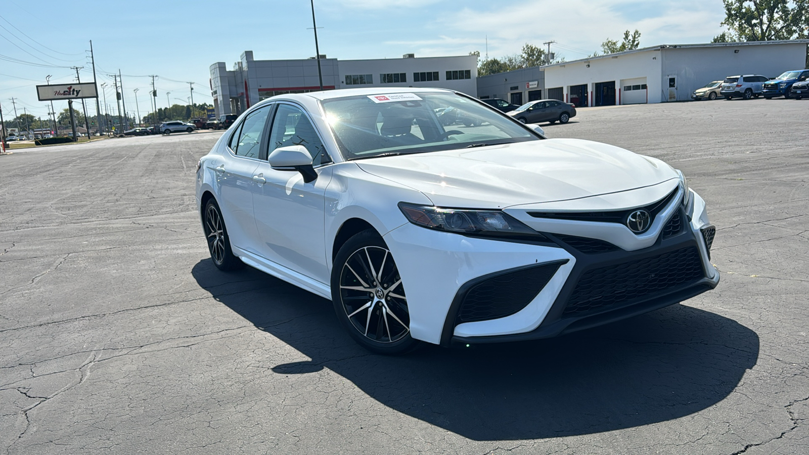 2024 Toyota Camry SE 1