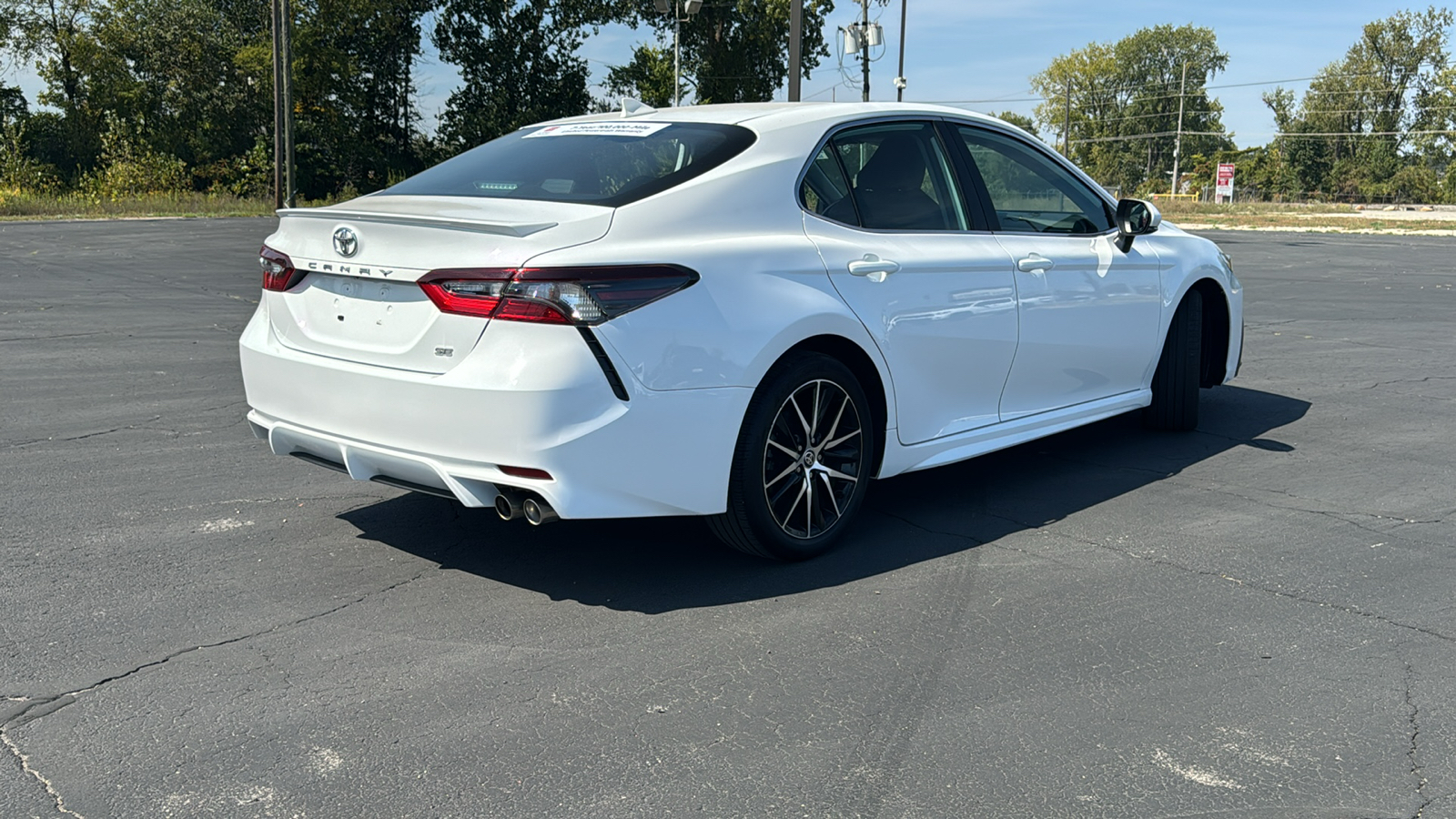 2024 Toyota Camry SE 8