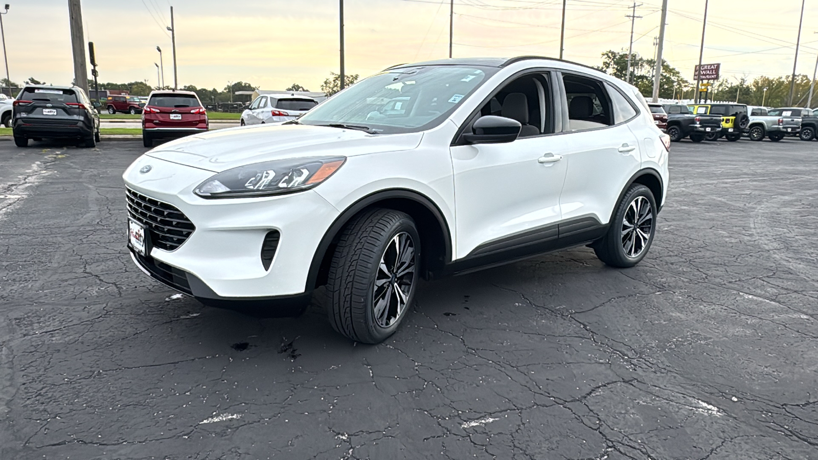 2021 Ford Escape SE Hybrid 3