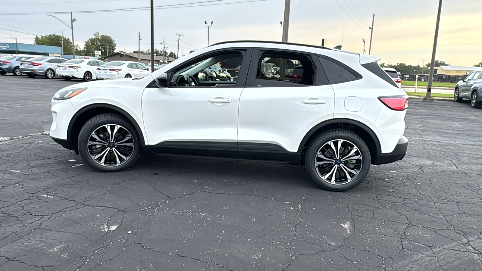 2021 Ford Escape SE Hybrid 4