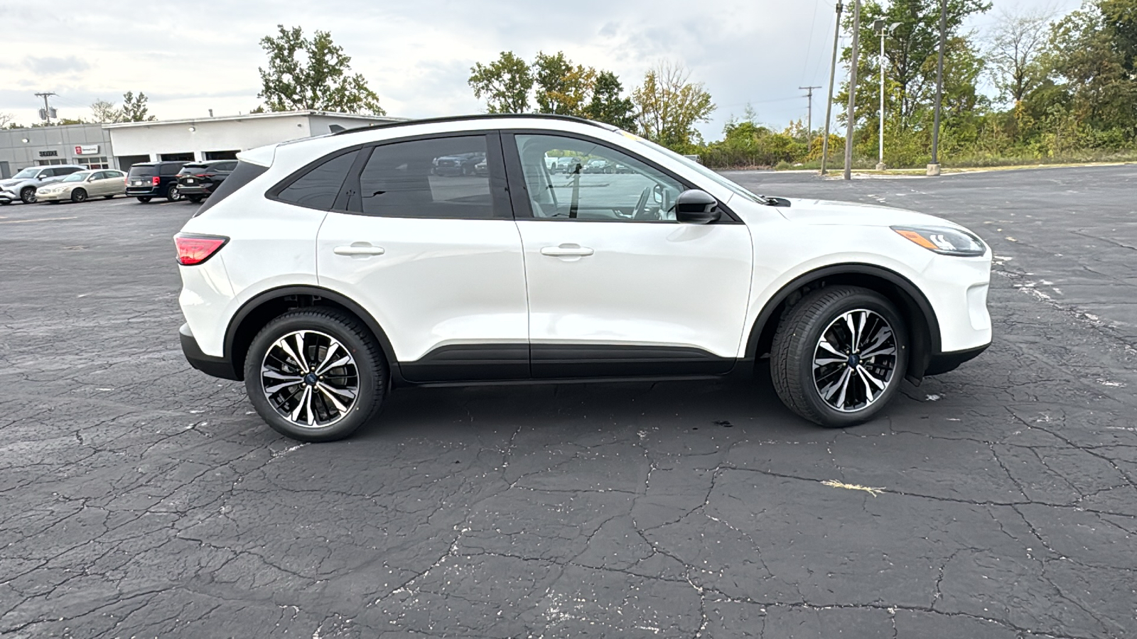 2021 Ford Escape SE Hybrid 9