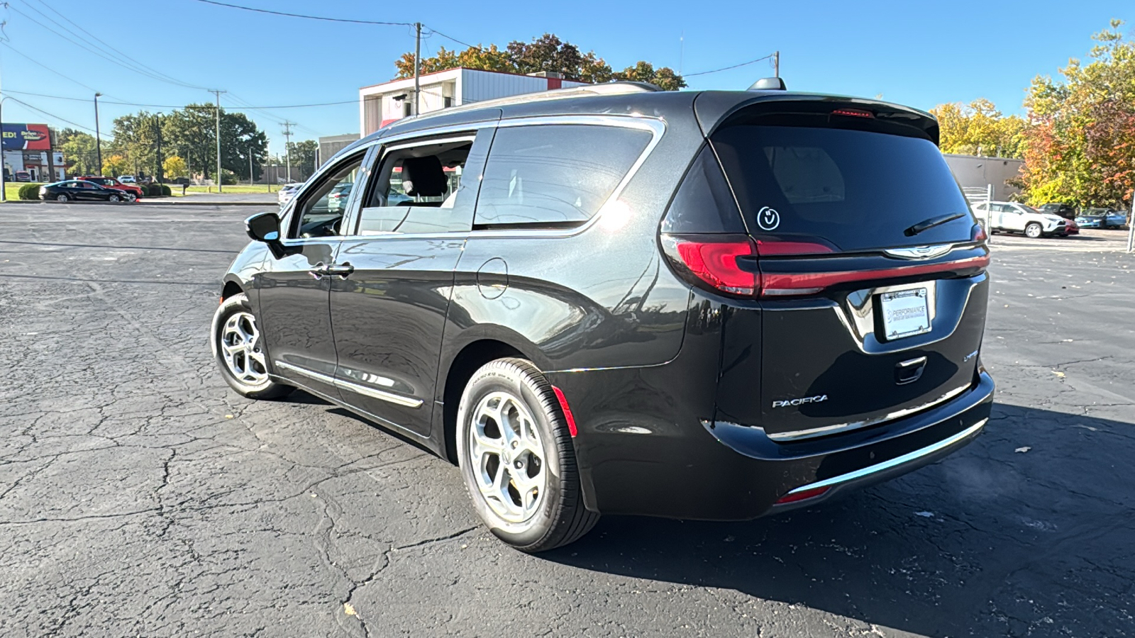 2023 Chrysler Pacifica Limited 5