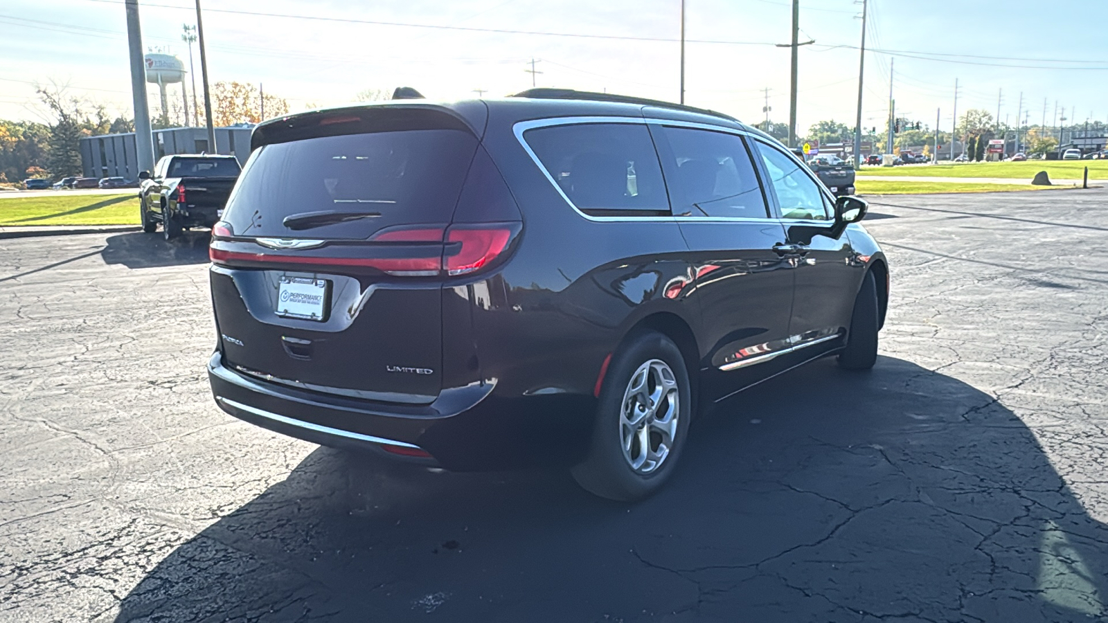 2023 Chrysler Pacifica Limited 9