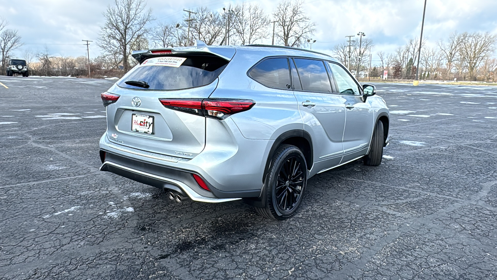 2023 Toyota Highlander XSE 9