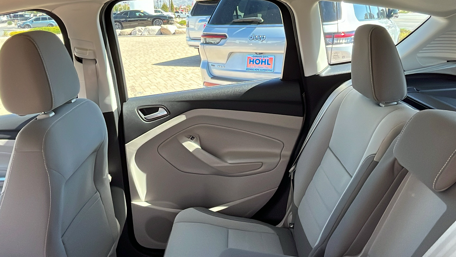 2014 Ford C-Max Hybrid SE 17