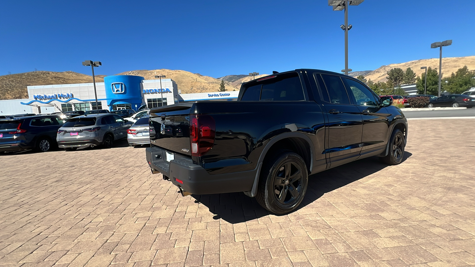 2022 Honda Ridgeline Black Edition 3