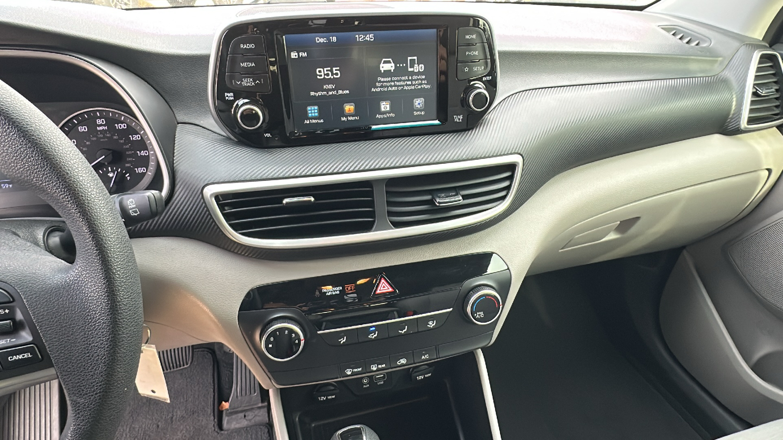 2019 Hyundai Tucson SE 23