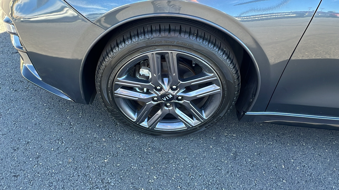 2021 Kia Forte GT-Line 10