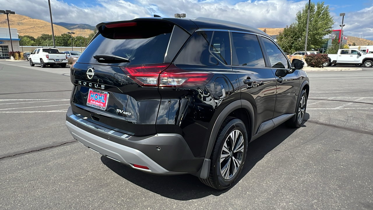 2022 Nissan Rogue SV 3