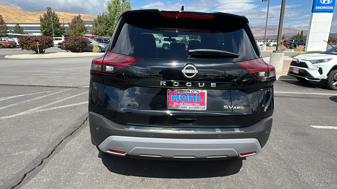 2022 Nissan Rogue SV 4