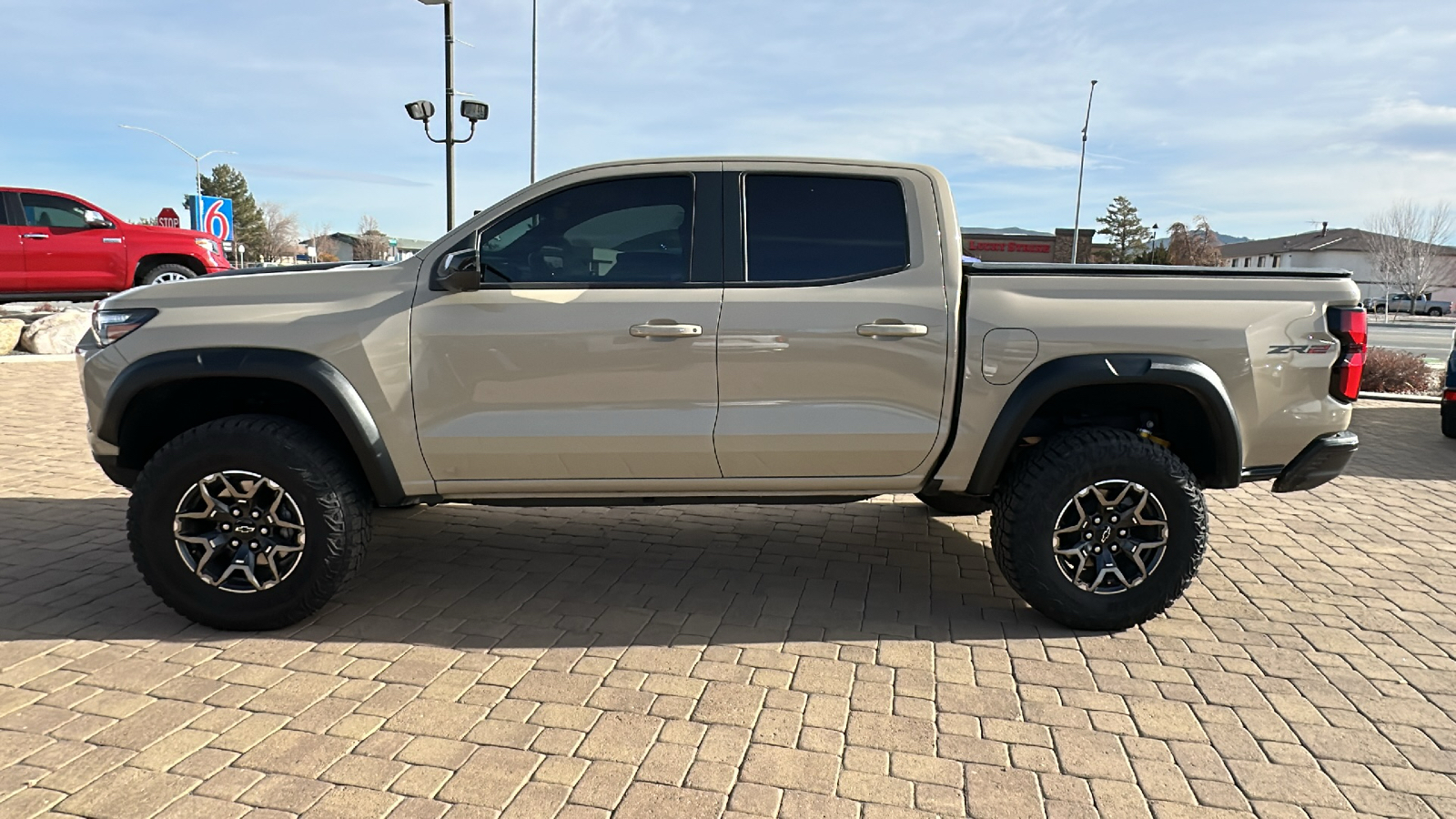 2024 Chevrolet Colorado 4WD ZR2 6