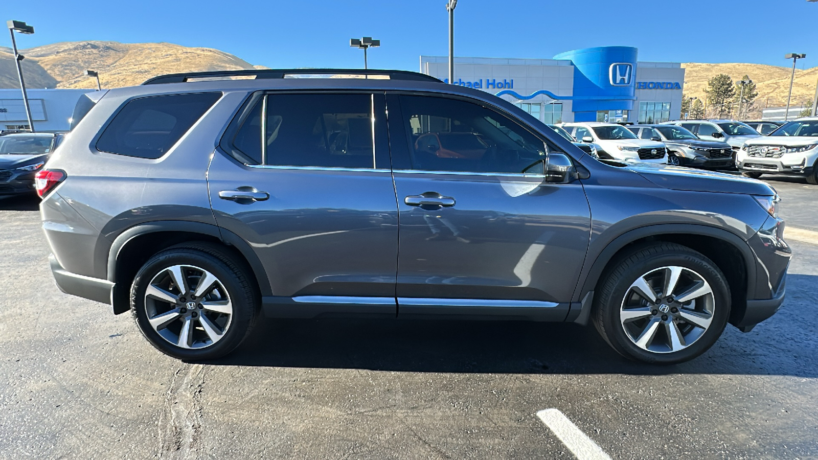 2024 Honda Pilot Elite 2