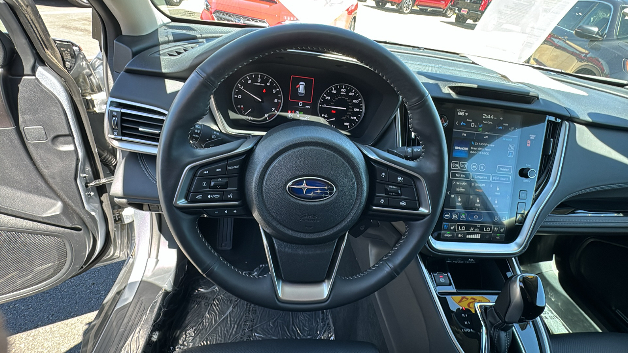 2024 Subaru Outback Touring XT 31