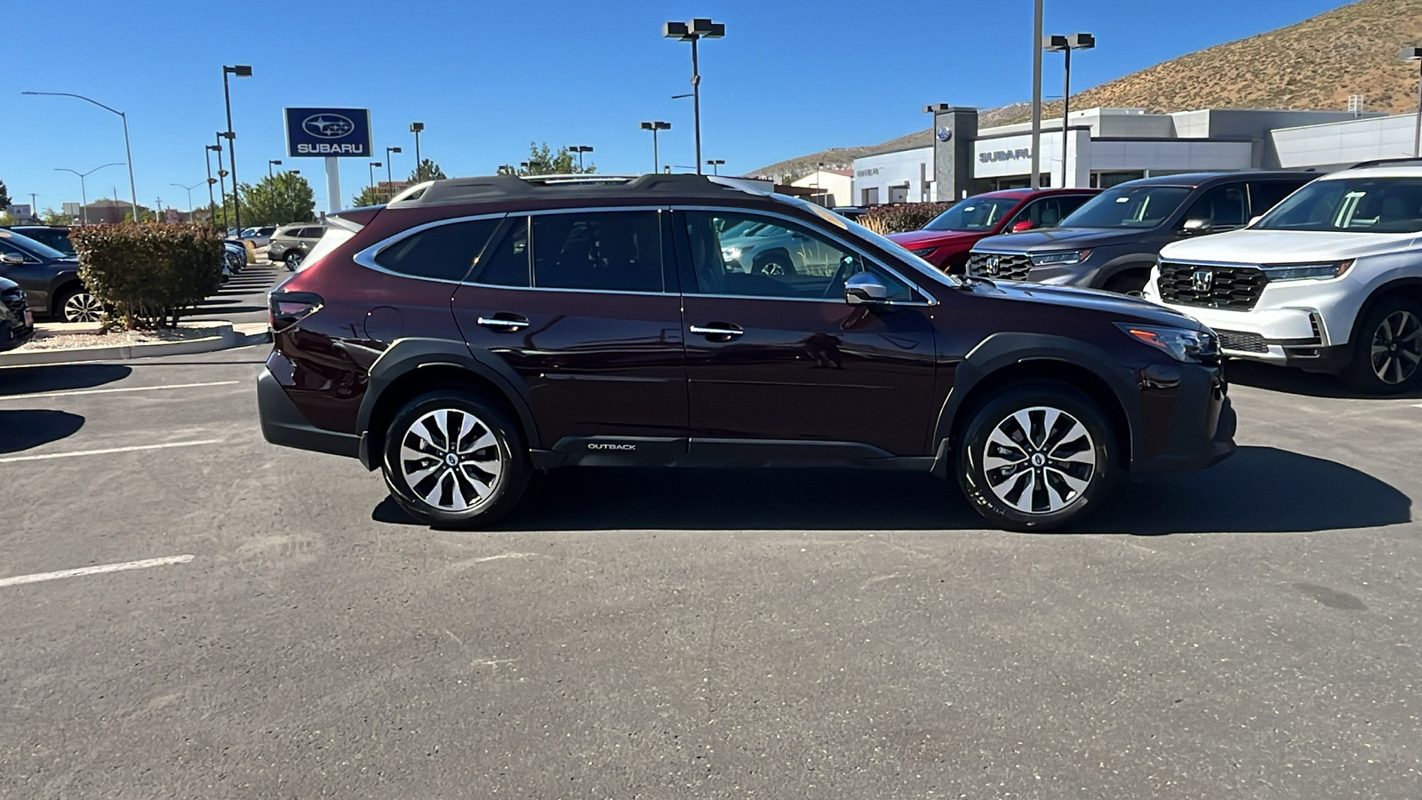 2024 Subaru Outback Touring 2