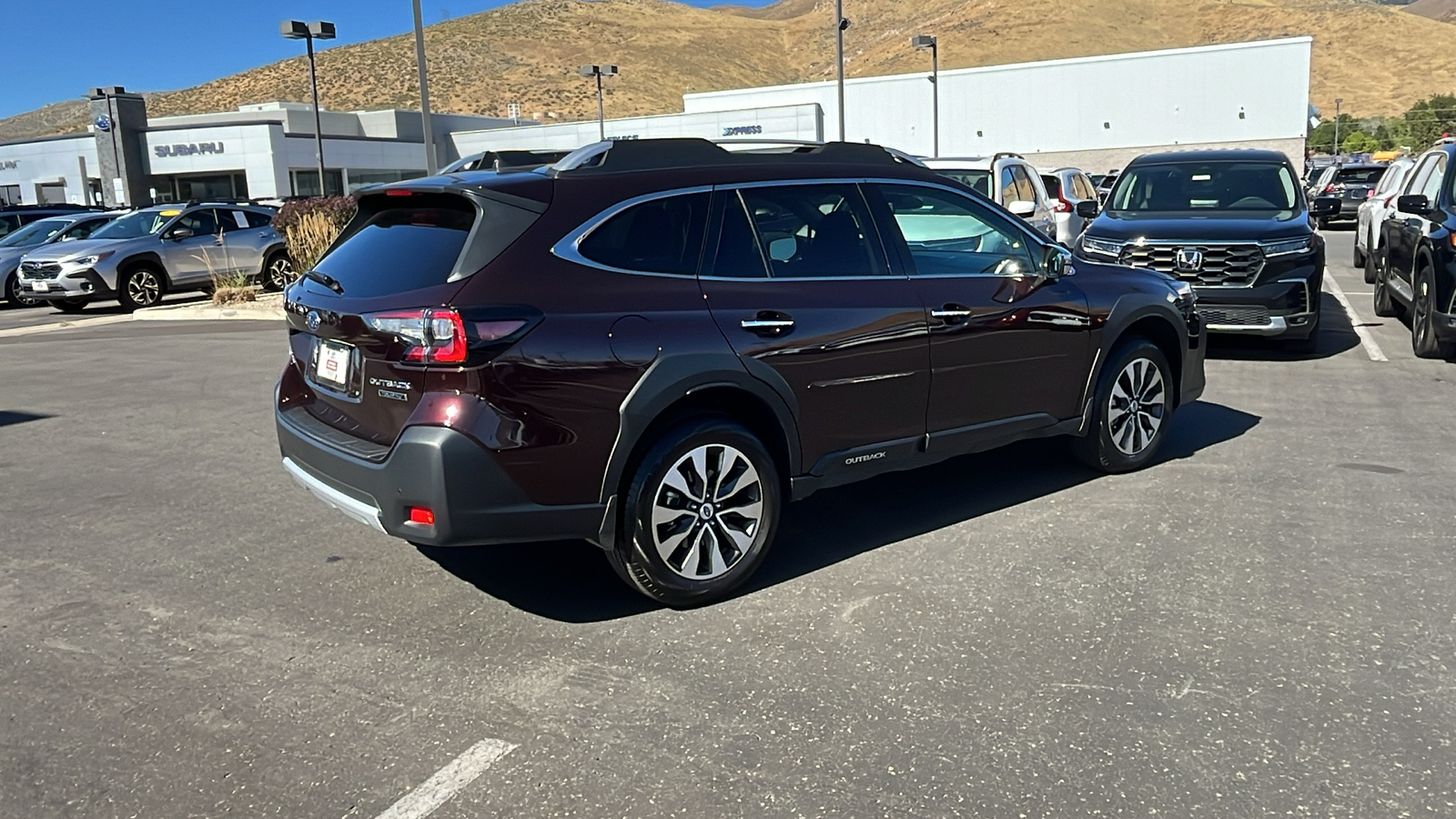 2024 Subaru Outback Touring 3