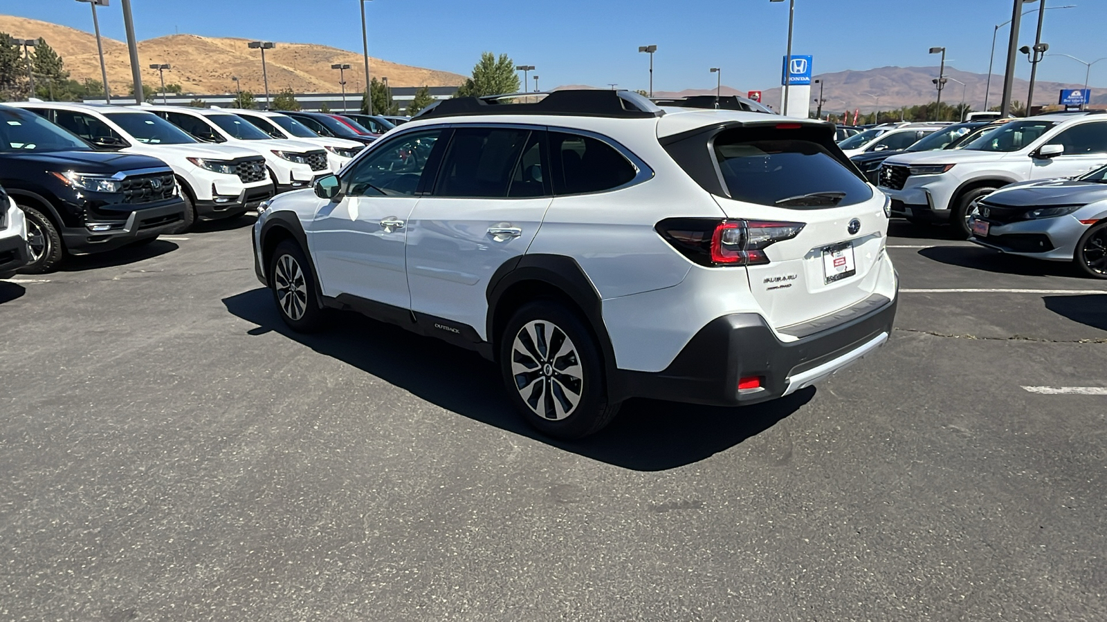 2024 Subaru Outback Touring 5