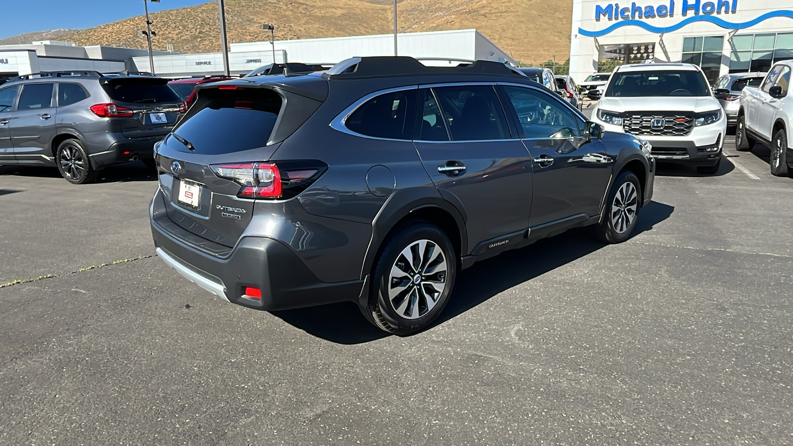 2024 Subaru Outback Touring 3