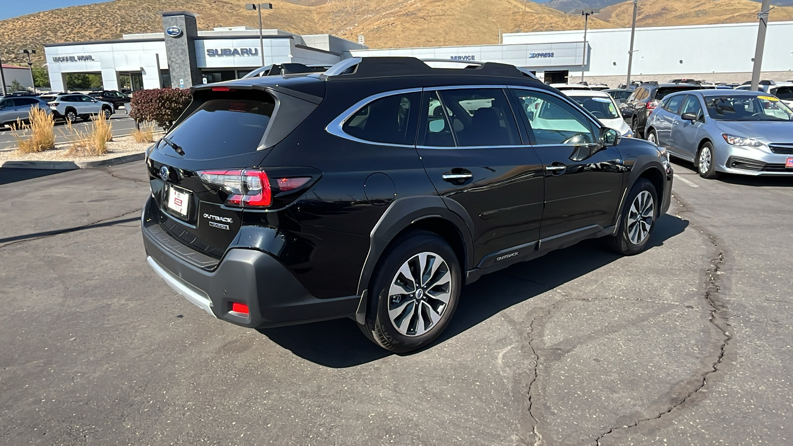 2024 Subaru Outback Touring 3