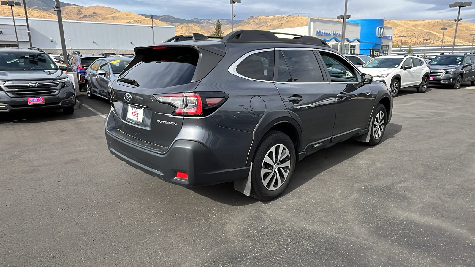 2023 Subaru Outback Premium 3