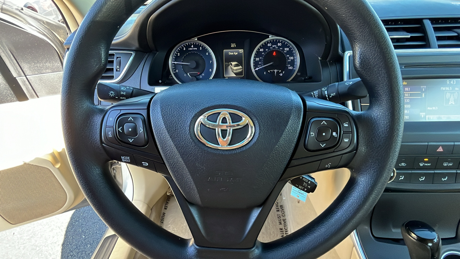 2016 Toyota Camry LE 26