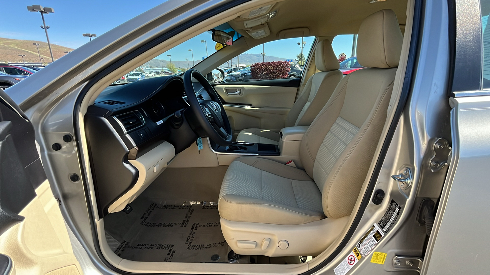 2016 Toyota Camry LE 30