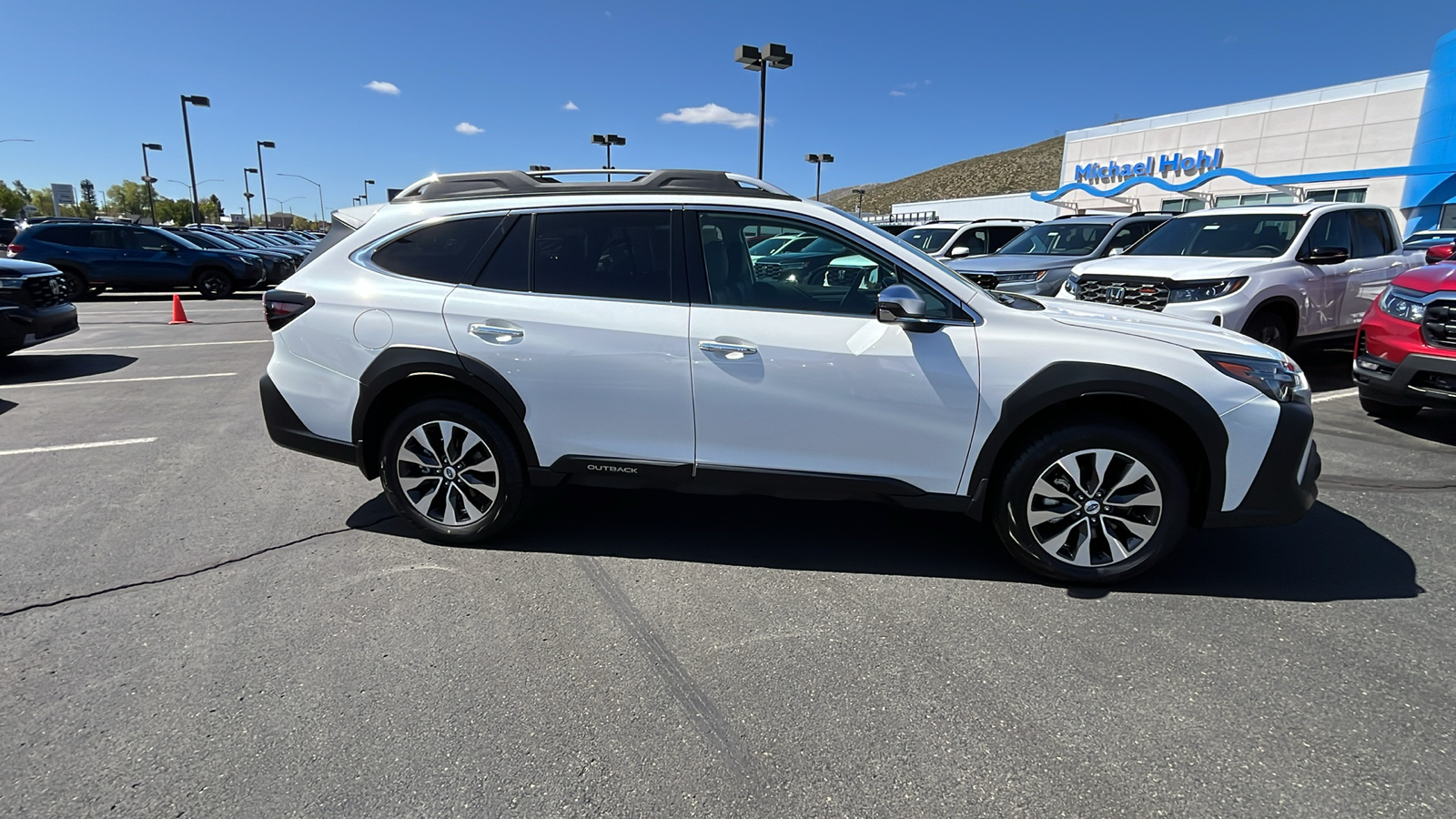 2024 Subaru Outback Touring XT 9