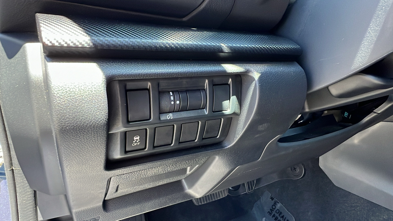 2018 Subaru Crosstrek Premium 32