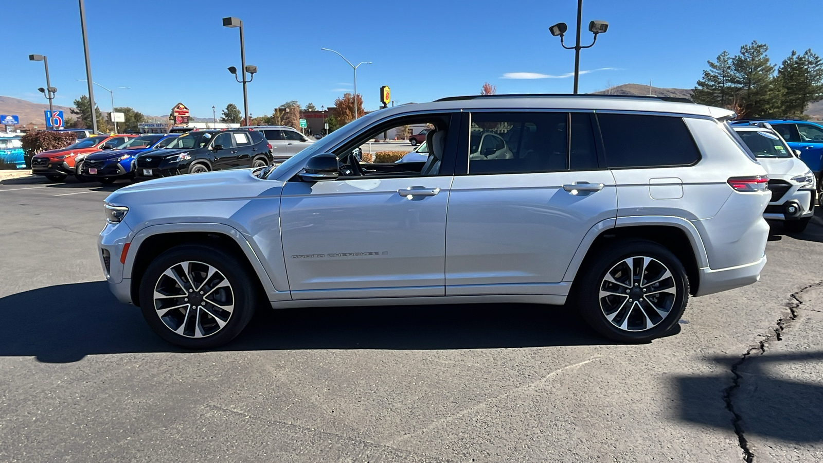 2021 Jeep Grand Cherokee L Overland 6