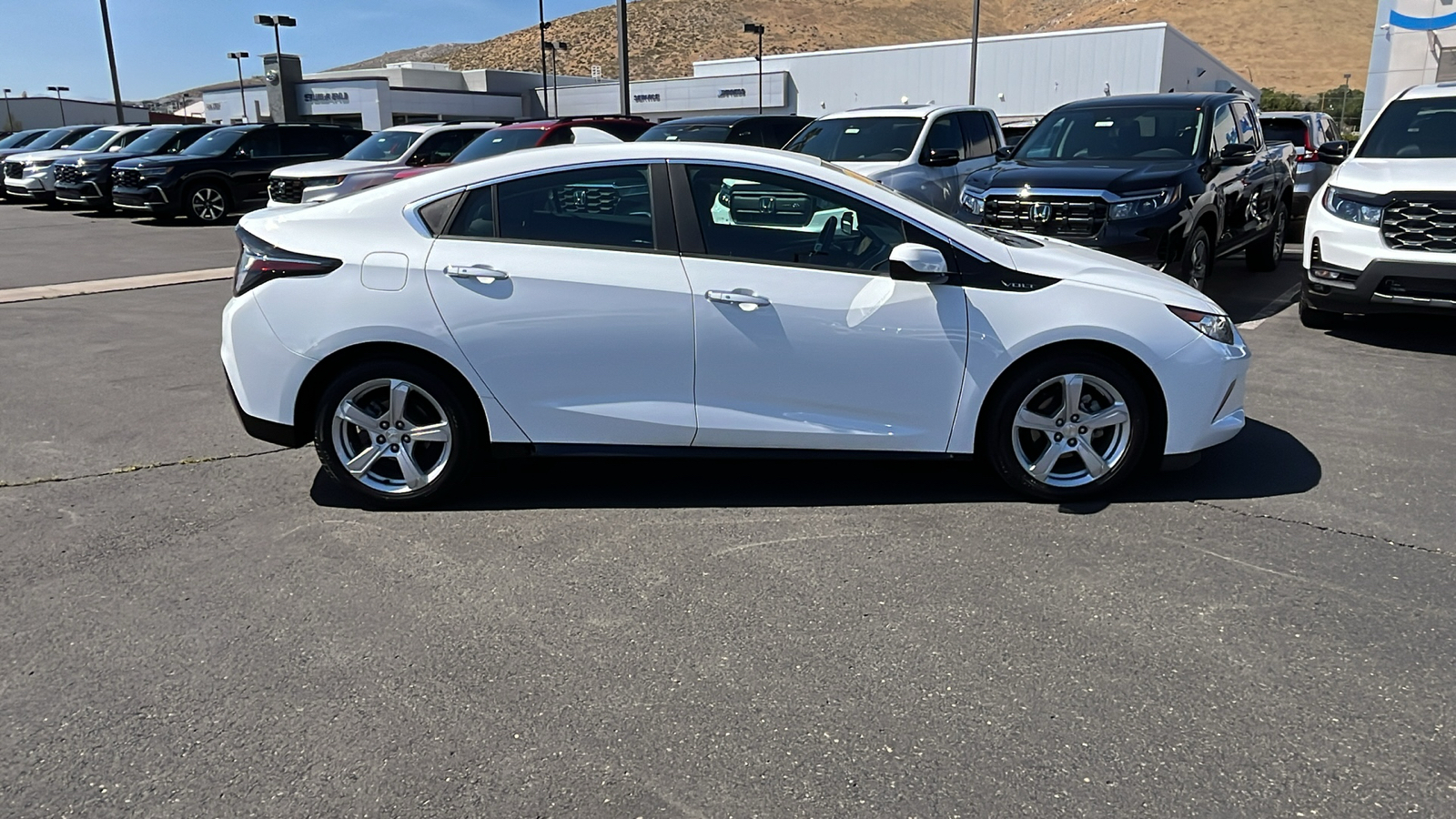 2018 Chevrolet Volt LT 2