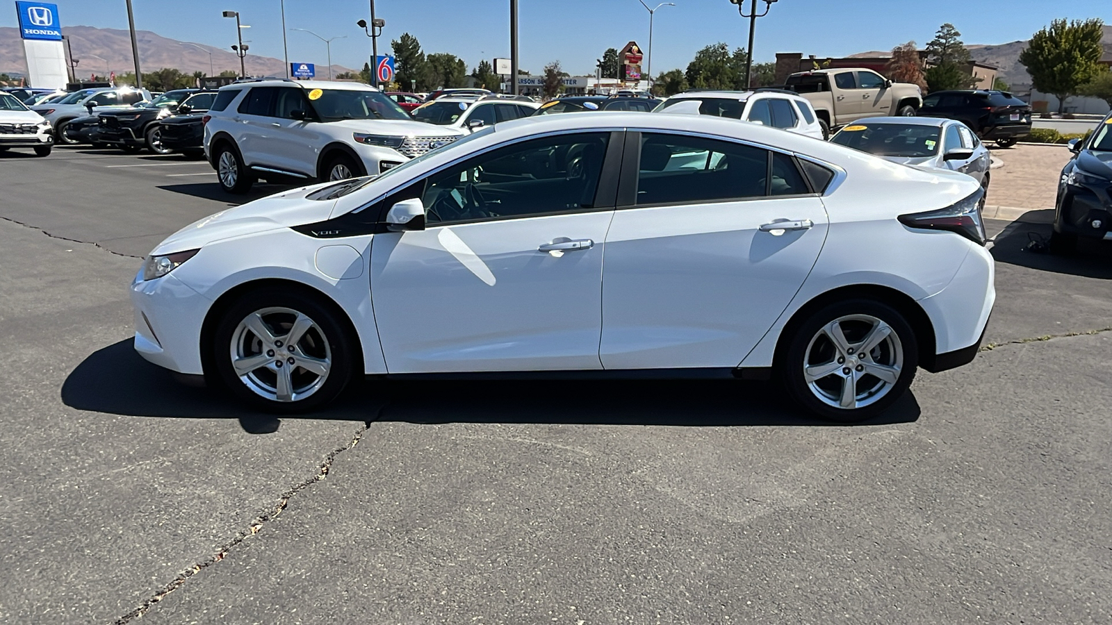 2018 Chevrolet Volt LT 6