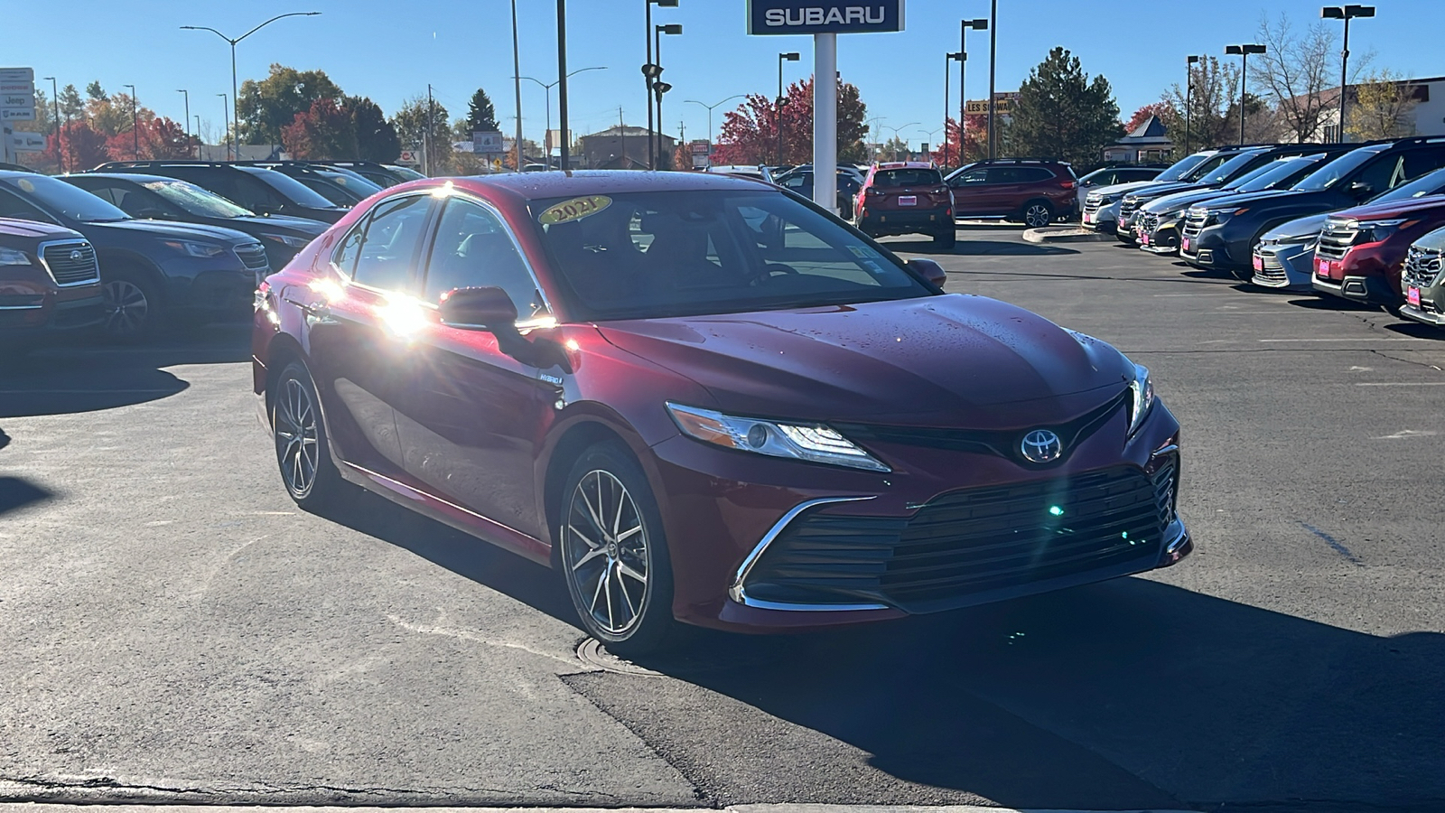 2021 Toyota Camry Hybrid XLE 1