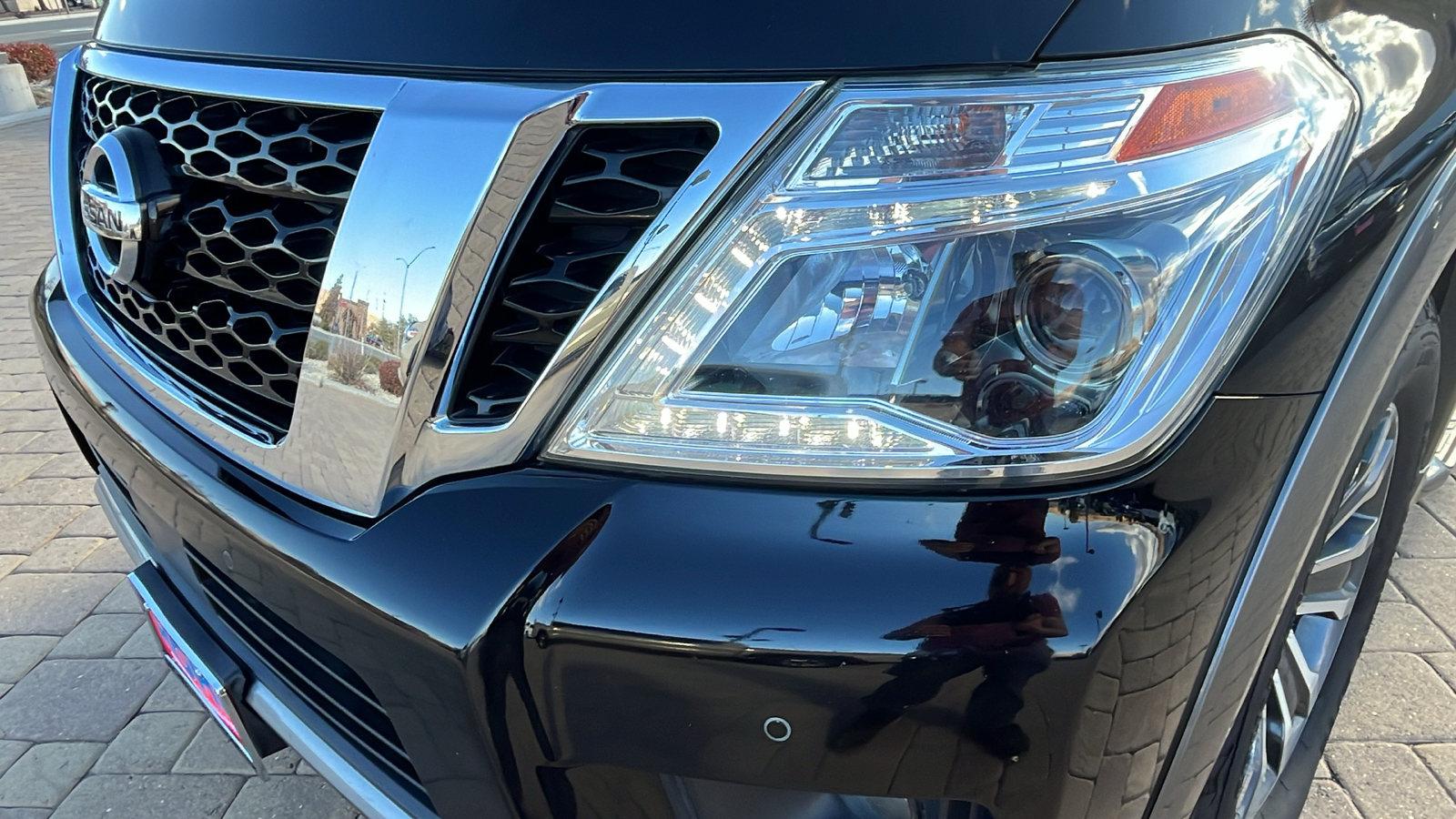 2019 Nissan Armada SL 9