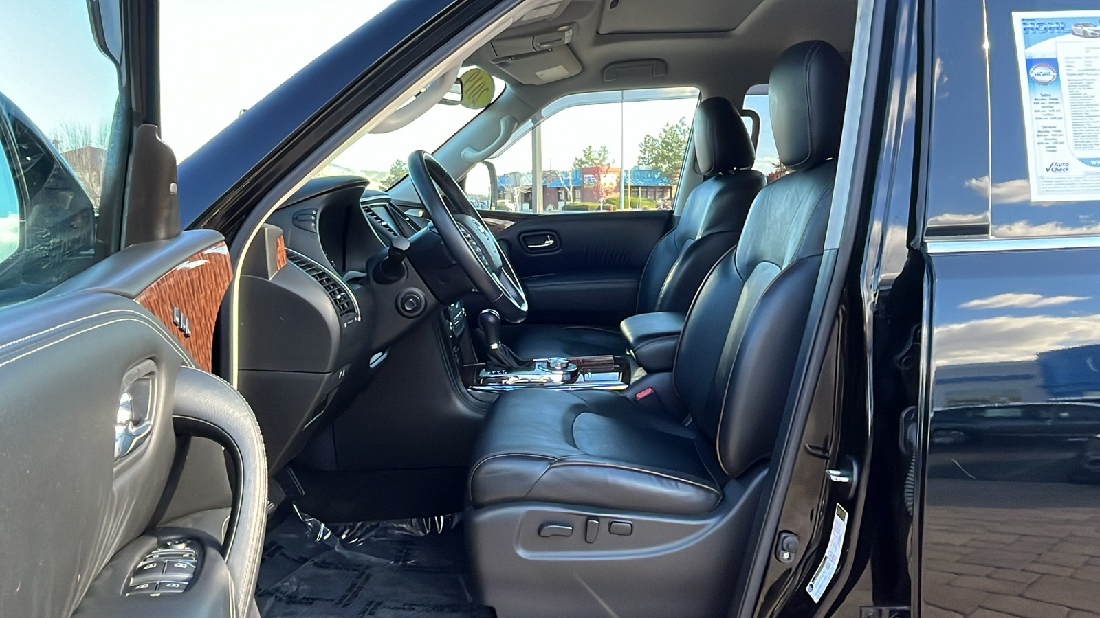 2019 Nissan Armada SL 32