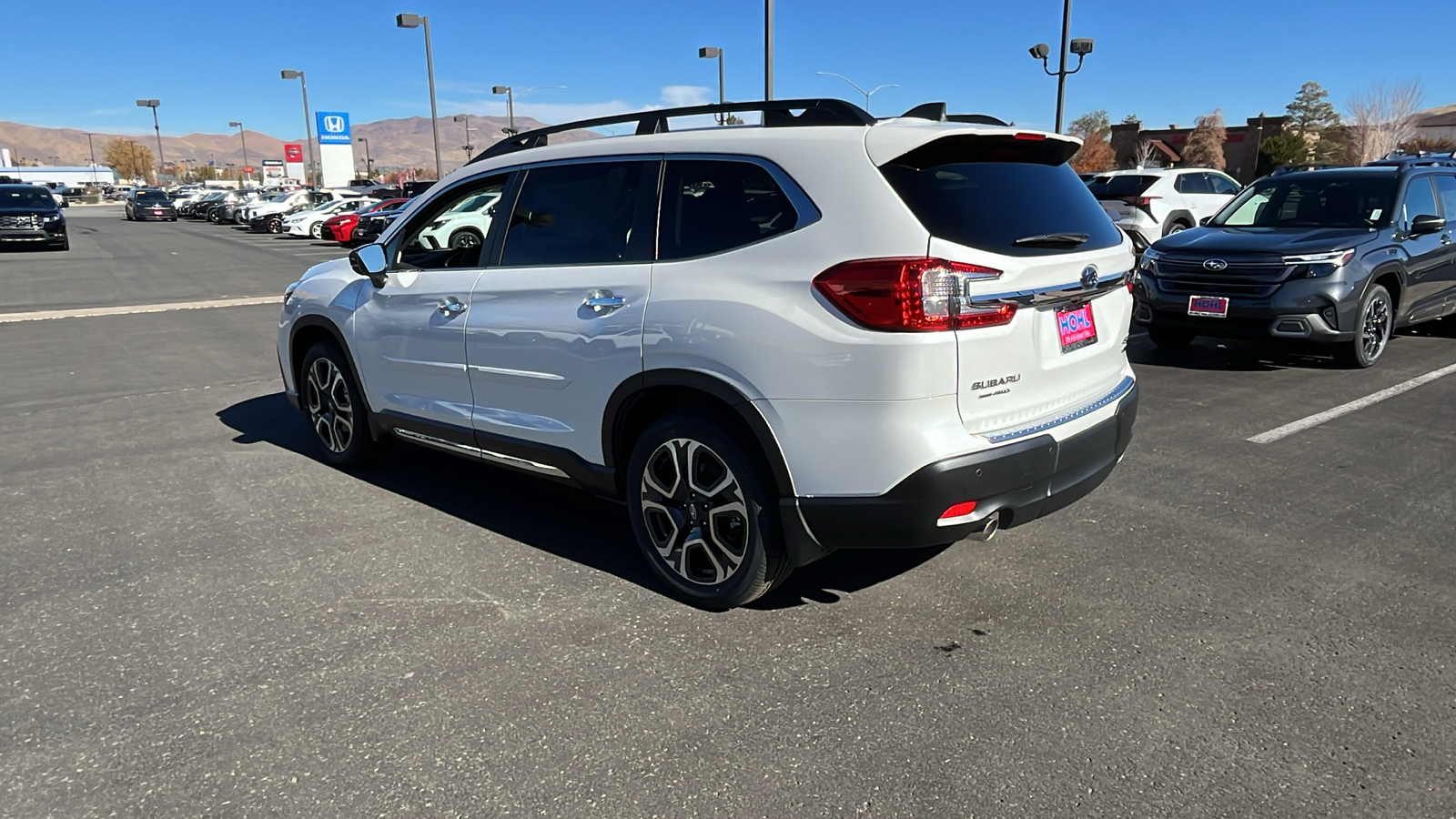 2024 Subaru Ascent Touring 5