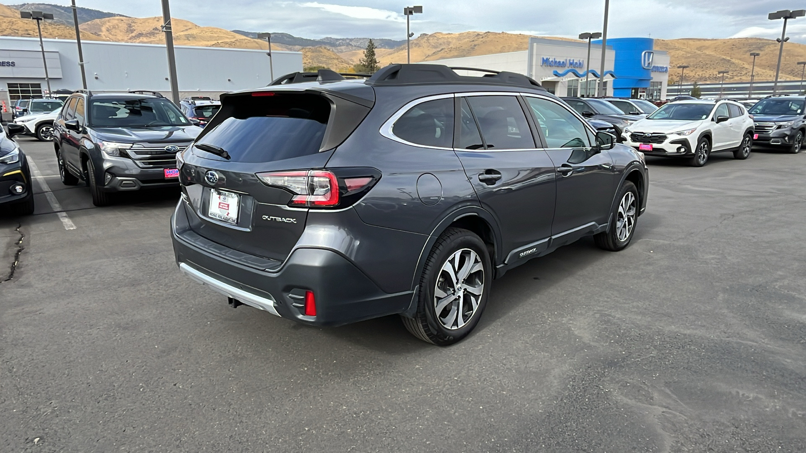 2022 Subaru Outback Limited 3