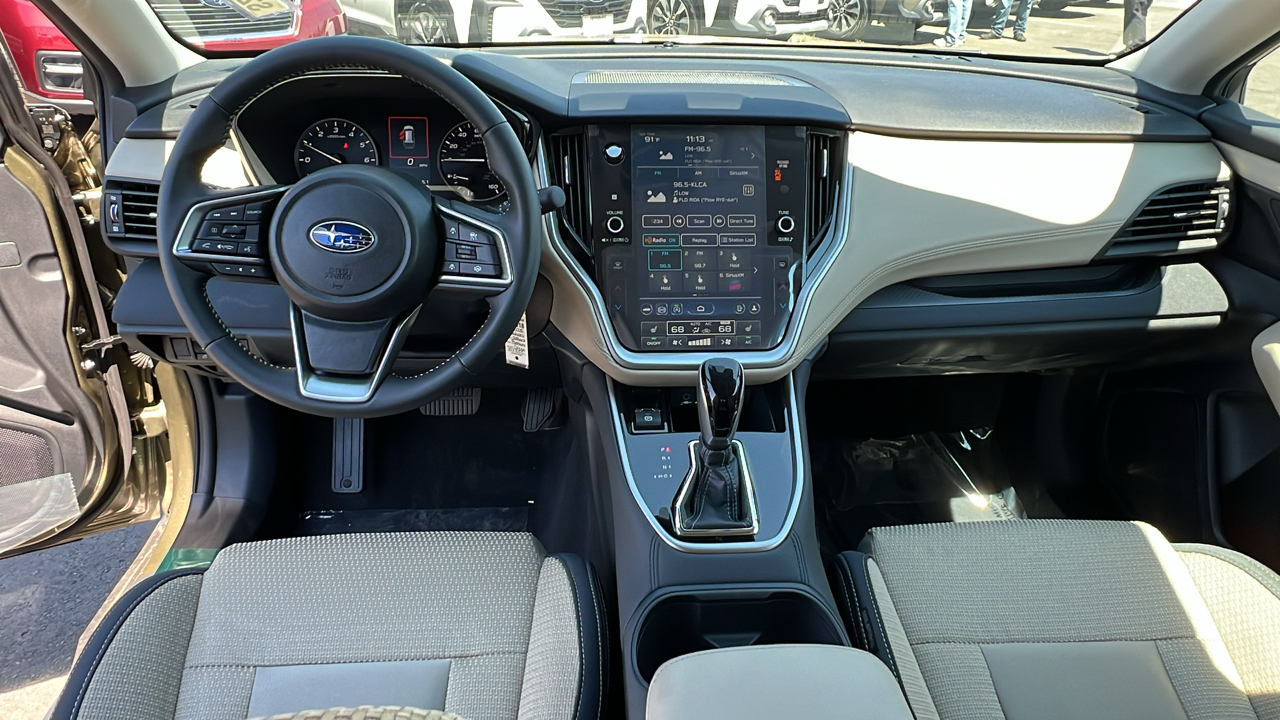 2025 Subaru Outback Premium 18