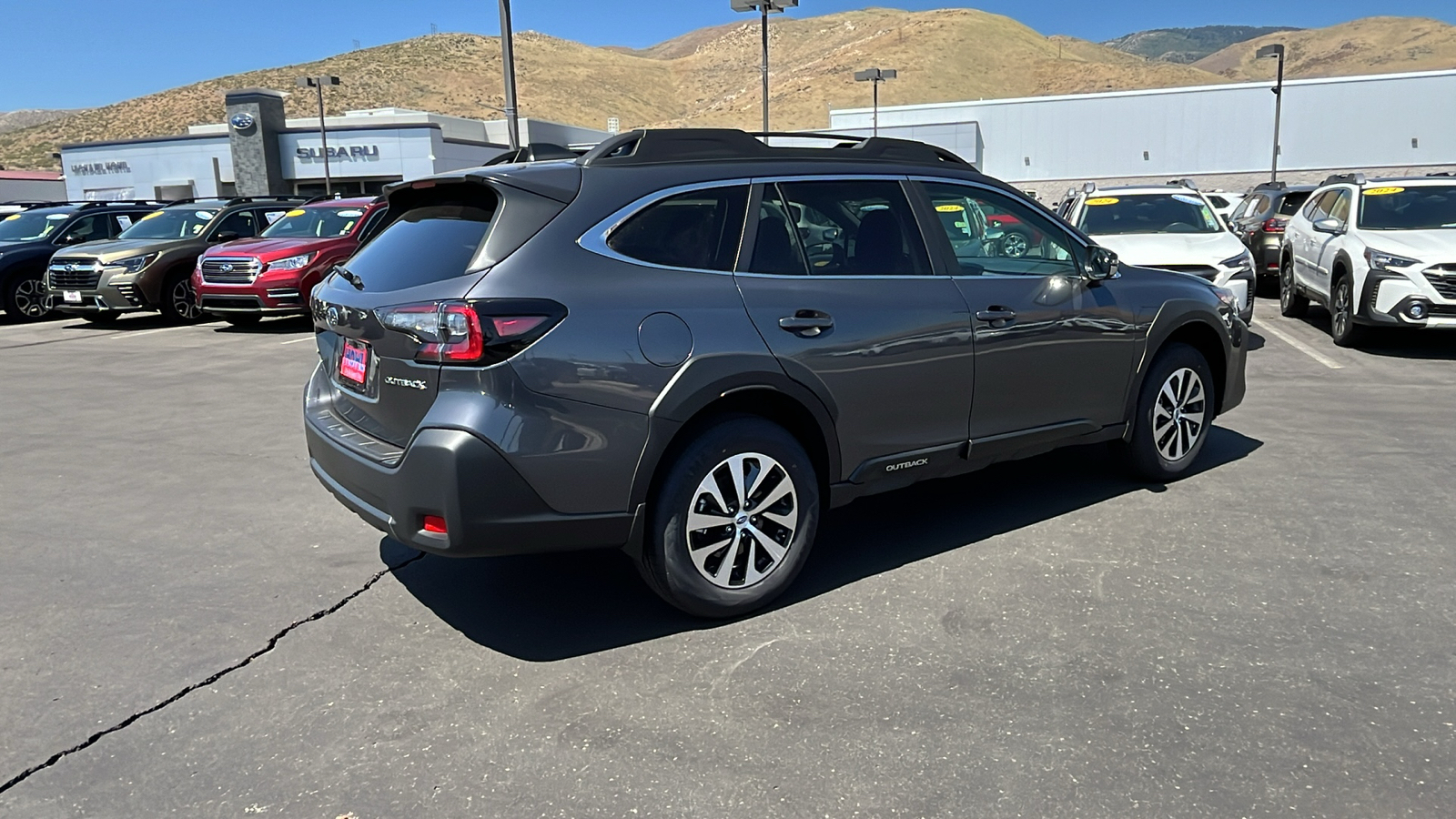 2025 Subaru Outback Premium 3